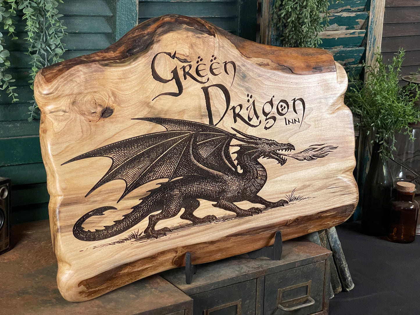Green Dragon Inn on Maple